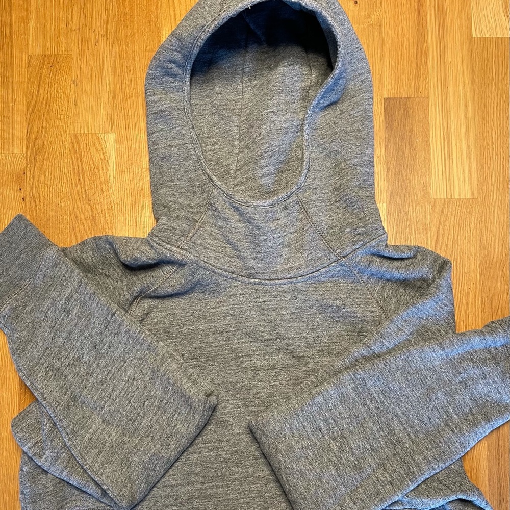 Roots hoody